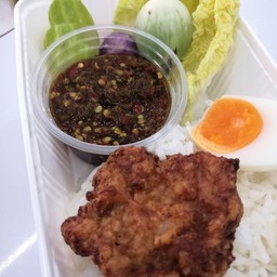 พริกหนุ่มปลาร้าพร้อมไข่ต้ม และคู่หูอร่อย