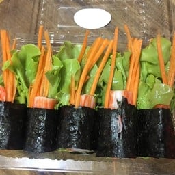 สลัดโรลสาหร่ายปู