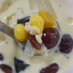 นมสดทรงเครื่องใหญ่