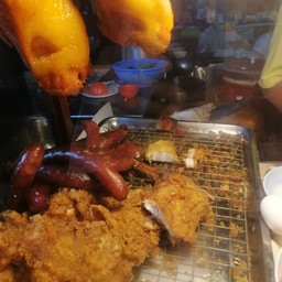 ซ้อสวย ข้าวมันไก่ทอด