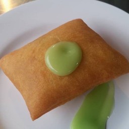 ปาท่องโก๋ไส้สังขยา