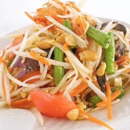Thai Papaya Salad (Som Tum Thai)