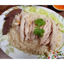 ข้าวมันไก่ต้ม