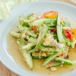 ตำแตงกวา