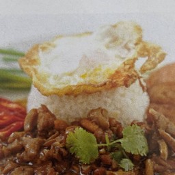 ข้าวหน้าไก่ Rice Topped with Minced Chicken