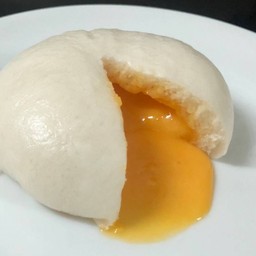 ซาลาเปาไส้ไข่เค็มลาวา