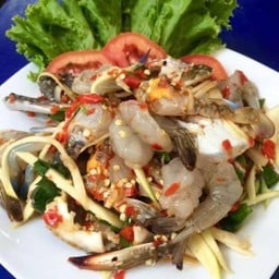 ยำตะไคร้กุ้งสด