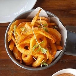 French Fried with chipotle sauce