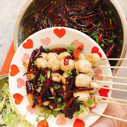 ปังปังลูกชิ้นหมูปิ้งรสเด็ด🍡พร้อมน้ำจิ้มพริกระเบิด🌶โครตพริก🌶เผ็ชชช😉เด็ดทุกวัน😝😋