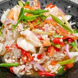 ยำวุ้นเส้นรวมมิตร