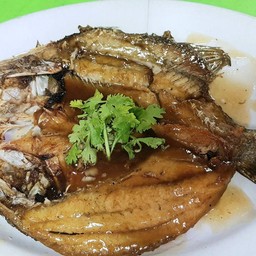 ปลากะพงทอดน้ำปลา