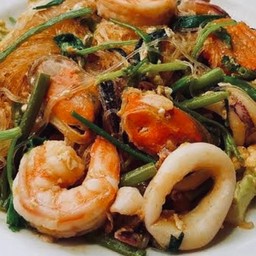 สุกี้แห้งทะเลรวมมิตร