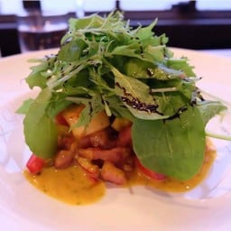 Scallop salad with jamon ham
