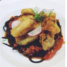 Squid Ink Spaghetti