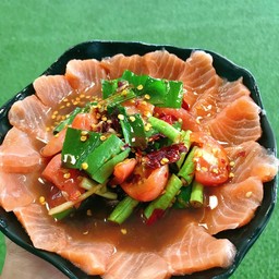 เหลาแซลม่อน