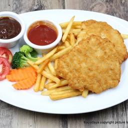 อกไก่ทอดเฟรนฟราย