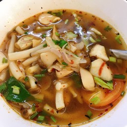 ต้มแซ่บเห็ดรวม