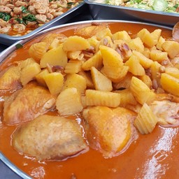 แกงมัสมั่นไก่