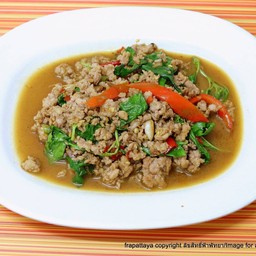 ผัดกระเพาเนื้อ