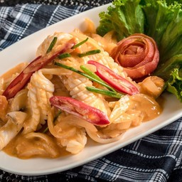 หมึกผัดไข่เค็ม