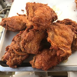 เขียวไก่ทอดนครศรี