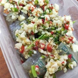 กั้งไข่ดอง by แม่ป๋อม