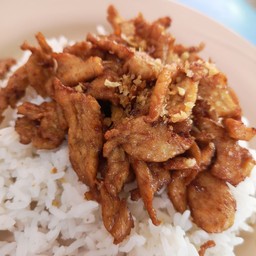 ข้าวราดไก่ทอดกระเทียม
