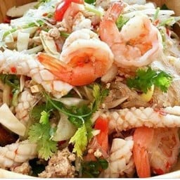 ยำวุ้นเส้นทะเล