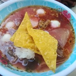 Yentafo Noodles ก๋วยเตี๋ยวเย็นตาโฟ
