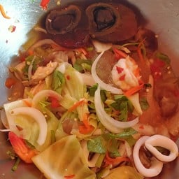 ยำวุ้นเส้นทะเล