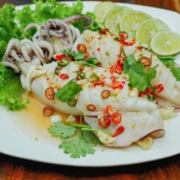 ปลาหมึกนึ่งมะนาว