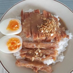 ข้าหน้าหมูอบซอสเข้มข้นสูตรฮ่องกง+ไข่ยางมะตูม