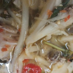 แกงหน่อไม้ใส่ไก่