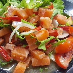 ยำแซลม่อน