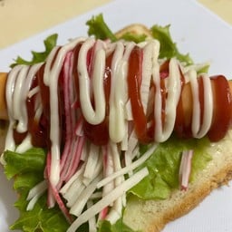 แซนด์วิชไส้ทะลัก by ณิชาช์อินดี้