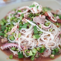 ครัวเจ๊องุ่นจานโต @นวมินทร์66