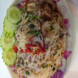 ลาบขนมจีน