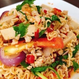 ยำมาม่า