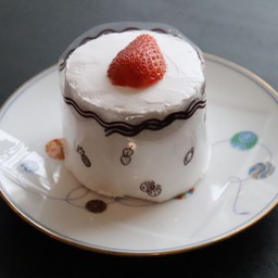 สตอเบอรี่ชอตเค้ก