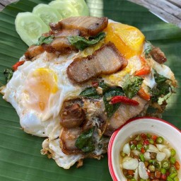 ร้านกับข้าวแม่