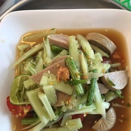 ตำแตงกวา