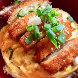 ข้าวไข่ข้นไก่สไปซี่