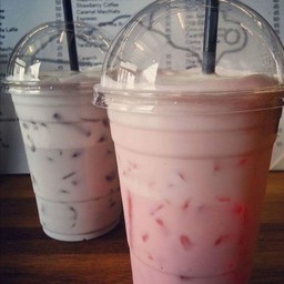 นมสตอเบอรี่