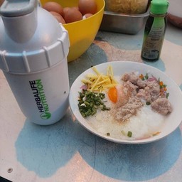 โจ๊กหมูแม่บุ๋ม