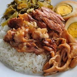 ข้าวขาหมูรวมมิตร