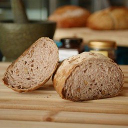 Bread - Walnut Bread 460g.