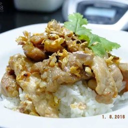ราดหน้ายอดผักสวนอ้อย