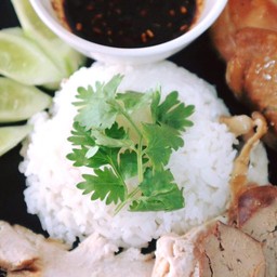 ข้าวมันไก่          ธรรมดา 40.
                        พิเศษ   50.