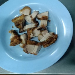 หมูกรอบ1ขีด