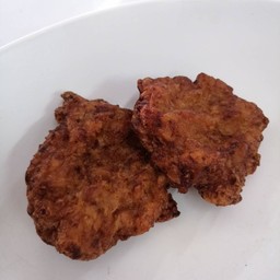 หมูก้อนทอด